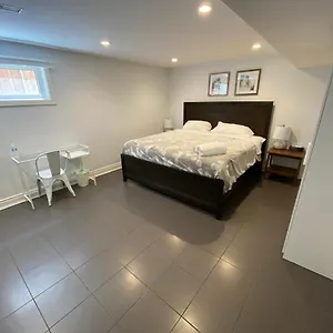  Homestay Yonge And Finch Subway !r Spacious & Stylish Prvt Bdr With Shared Bathroom