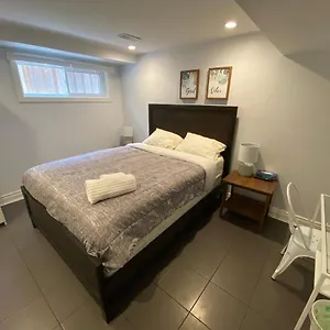  Homestay Yonge And Finch Subway !s Spacious And Modern Private Bd With Shared Bathroom