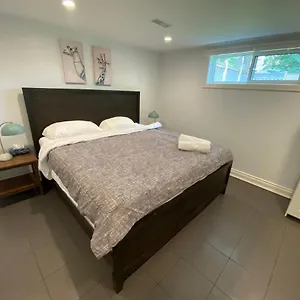  Homestay Yonge And Finch Subway !t Spacious And Modern Private Bdr With Shared Bathroom