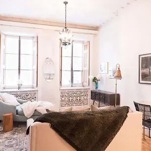 https://gorgeous-condo-in-old-quebec-le-petit-24.hotelsquebeccity.net